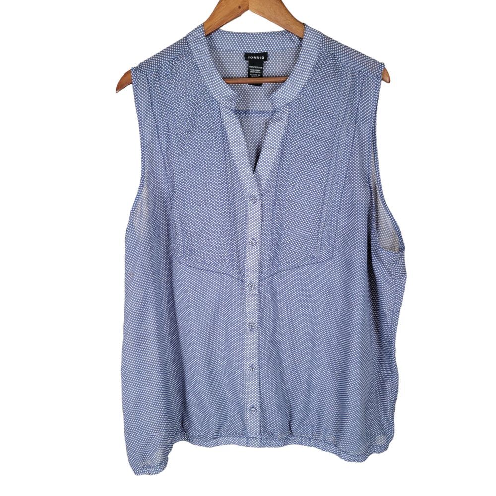 Torrid Plus Size 3 Blue White Polka Dot Sleeveless V Neck Button Blouse‎